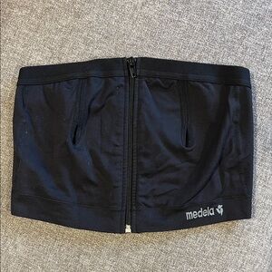 Medela Black hands free Nursing bra